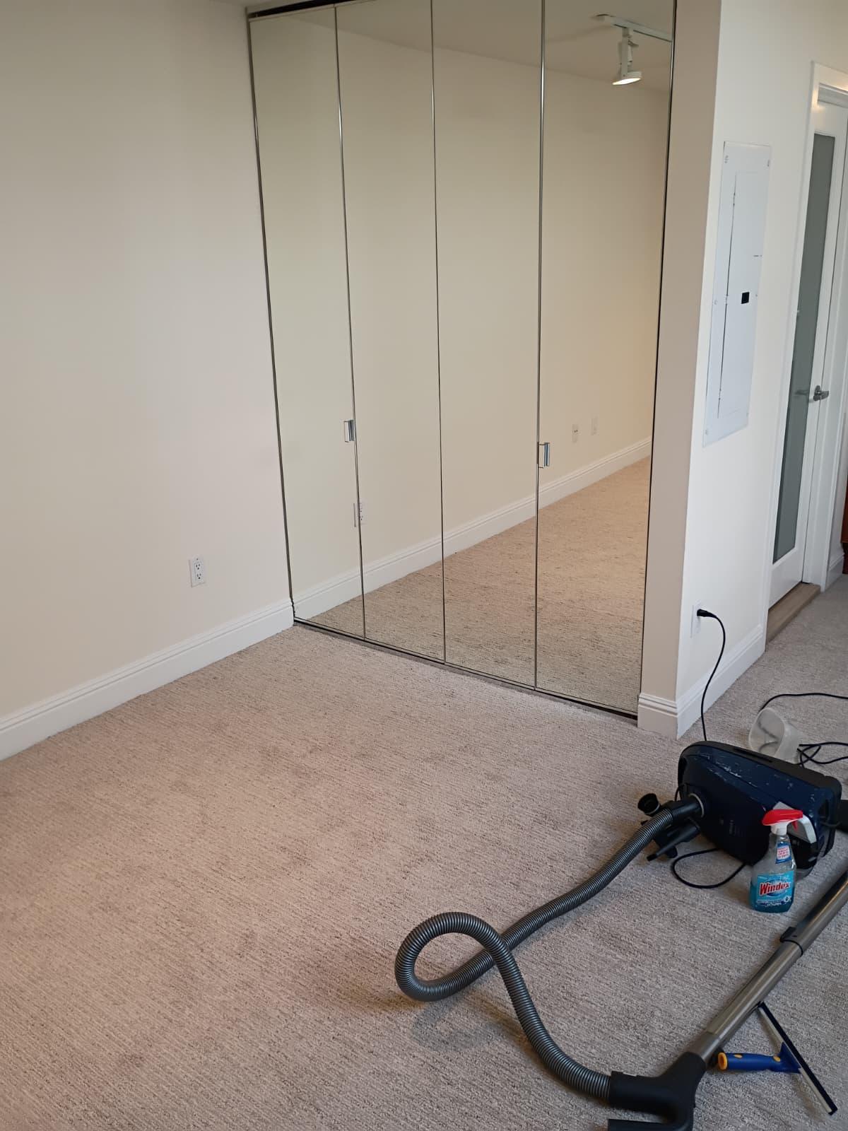 GiGi's professional cleaning team at work in a San Francisco home